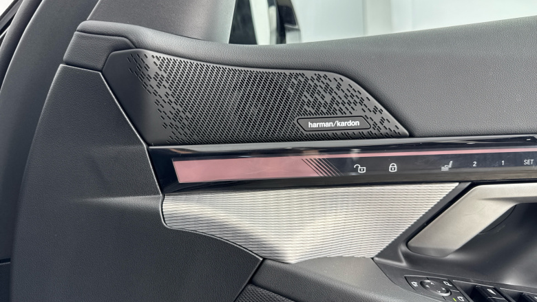 BMW i5 250kW eDrive40 M Sport 84kWh 4dr Auto Tech+/Comf+ Electric Saloon